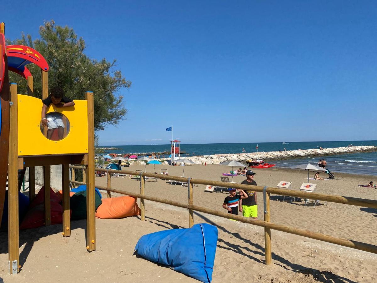 Volare Camp In Villaggio San Francesco Duna Verde Εξωτερικό φωτογραφία